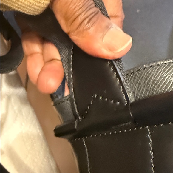 Louis Vuitton Textured Black Briefcase/crossbody bag - Picture 16 of 16